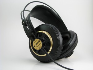 AKG K240 01