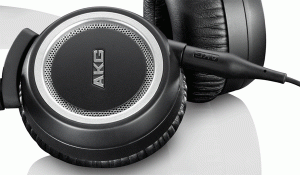 AKG K451