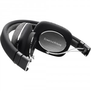 Bowers & Wilkins P3 (Black)